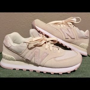 New Balance 574 Shattered Pearl in Rose
